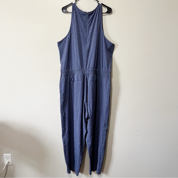 Athleta Brooklyn Textured Jumpsuit Medieval Violet Animal Print Jacquard Sz 20 - Picture 13 of 16
